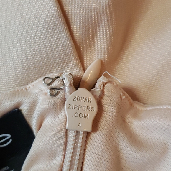 Bebe Dress - Picture 7 of 7